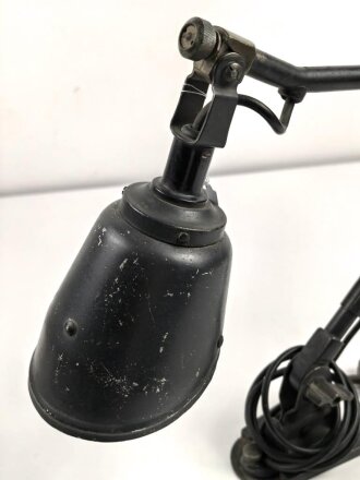 "Midgard" Lampe für Funkwagen der Wehrmacht. Luftwaffenblauer Originallack, Funktion nicht geprüft, mit der seltenen Halterung