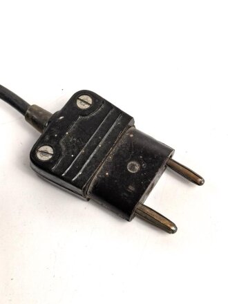 "Midgard" Lampe für Funkwagen der Wehrmacht. Luftwaffenblauer Originallack, Funktion nicht geprüft, mit der seltenen Halterung