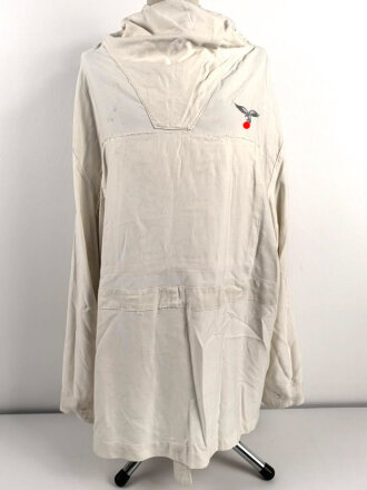 Luftwaffe, Wintertarnjacke mit Hose, so in der Notausrüstung von Flugzeugen geführt. Ungetragenes Set, keinerlei Stempelung, der Adler direkt ausgestickt, habe ich so noch nie gesehen.