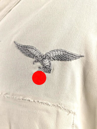 Luftwaffe, Wintertarnjacke mit Hose, so in der Notausrüstung von Flugzeugen geführt. Ungetragenes Set, keinerlei Stempelung, der Adler direkt ausgestickt, habe ich so noch nie gesehen.