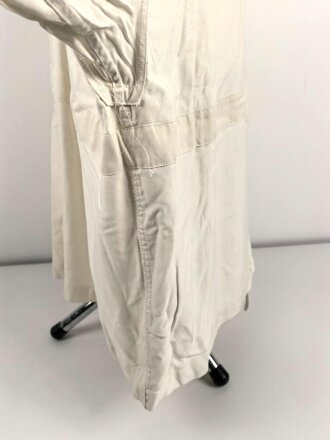 Luftwaffe, Wintertarnjacke mit Hose, so in der Notausrüstung von Flugzeugen geführt. Ungetragenes Set, keinerlei Stempelung, der Adler direkt ausgestickt, habe ich so noch nie gesehen.