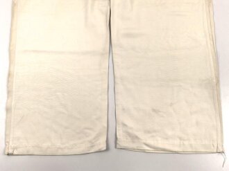 Luftwaffe, Wintertarnjacke mit Hose, so in der Notausrüstung von Flugzeugen geführt. Ungetragenes Set, keinerlei Stempelung, der Adler direkt ausgestickt, habe ich so noch nie gesehen.