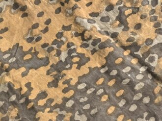 Waffen SS , Zeltbahn "Platane "Tarn, getragenes Stück mit Nummern "1" und "5" Hersteller "Warei Berlin"