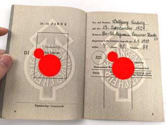 Umfangreicher Papiernachlass eines Angehörigen der Hitlerjugend Bremen