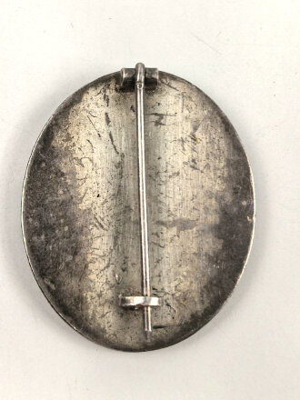 Verwundetenabzeichen silber, Buntmetall versilbert, leicht getragen