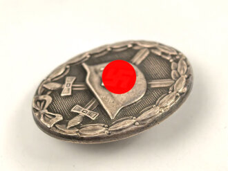 Verwundetenabzeichen silber, Buntmetall versilbert, leicht getragen