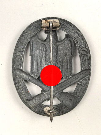 Allgemeines Sturmabzeichen, hohl geprägtes Stück, laut Angaben des Vorbesitzers dem Hersteller Franke & Co zuzuordnen.