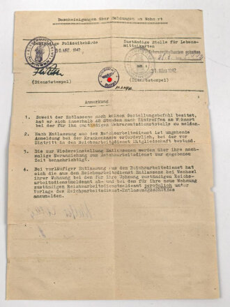 Mitglieds Ausweis Hitlerjugendeines Angehörigen aus Öhringen. Dazu weitere Ausweise und Fotos