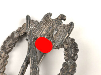 Infanteriesturmabzeichen in Silber, Zink versilbert