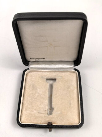 Eisernes Kreuz 1. Klasse 1939 im Etui. Hersteller Paul Meybauer Berlin. das Kreuz mit voller schwärzung in gutem Zustand