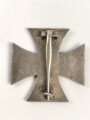 Eisernes Kreuz 1. Klasse 1939 im Etui. Hersteller Paul Meybauer Berlin. das Kreuz mit voller schwärzung in gutem Zustand