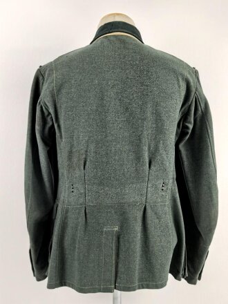 Heer, Feldbluse für Mannschaften Modell 1936. Stark getragenes Kammerstück, die Effekten neuzeitlich ergänzt