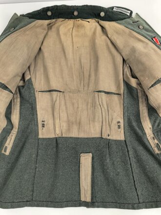 Heer, Feldbluse für Mannschaften Modell 1936. Stark getragenes Kammerstück, die Effekten neuzeitlich ergänzt