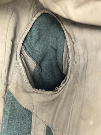 Heer, Feldbluse für Mannschaften Modell 1936. Stark getragenes Kammerstück, die Effekten neuzeitlich ergänzt
