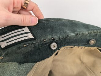 Heer, Feldbluse für Mannschaften Modell 1936. Stark getragenes Kammerstück, die Effekten neuzeitlich ergänzt