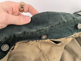 Heer, Feldbluse für Mannschaften Modell 1936. Stark getragenes Kammerstück, die Effekten neuzeitlich ergänzt