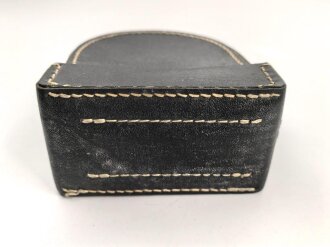 Tasche aus Ersatzmaterial für eine Stationsuhr / Funkraumuhr der Wehrmacht. Neuwertiger Zustand, datiert 1942