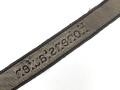 Waffen SS, Ärmelband für Mannschaften der 9. SS-Panzer-Division „Hohenstaufen“ . Stark getragenes Stück, Gesamtlänge knapp über 40cm