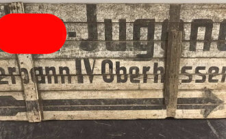 Gewaltiger Wegweiser Hitlerjugend Oberbann IV Oberhessen. Maße etwa 370 x 100cm. Originallack,  KEIN VERSAND