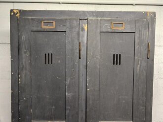 Luftwaffe Spind datiert 1940. Originallack, guter...