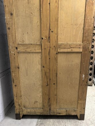 Luftwaffe Spind datiert 1940. Originallack, guter Zustand. Kein Versand