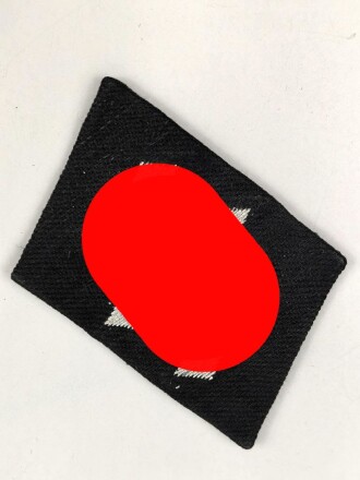 Waffen SS, einzelner Kragenspiegel für Unteroffiziere. Maschinengestickter Metallfaden, ungetragenes Stück mit RZM Etikett