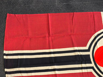 Kriegsmarine, Reichskriegsflagge 80 x 135cm, Markiert " LOH. Kr. Fl." Sehr guter Zustand