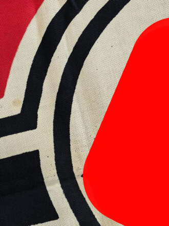 Kriegsmarine, Reichskriegsflagge 80 x 135cm, Markiert " LOH. Kr. Fl." Sehr guter Zustand