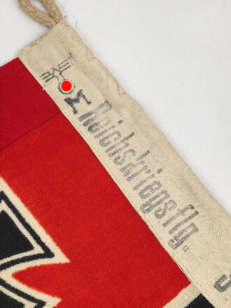 Kriegsmarine, Reichskriegsflagge 50 x 85cm, kleine Ausführung für U-Boote. Sehr guter Zustand