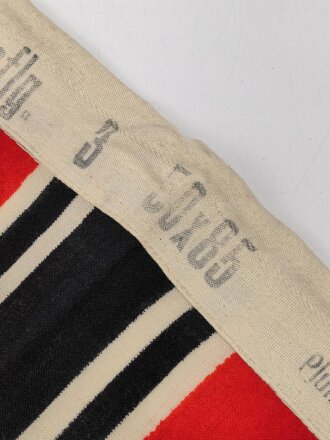 Kriegsmarine, Reichskriegsflagge 50 x 85cm, kleine Ausführung für U-Boote. Sehr guter Zustand