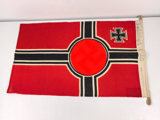 Kriegsmarine, Reichskriegsflagge 50 x 85cm, kleine Ausführung für U-Boote. Sehr guter Zustand
