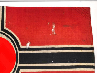 Kriegsmarine, Reichskriegsflagge 50 x 85cm, kleine Ausführung für U-Boote. Altersspuren