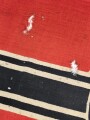 Kriegsmarine, Reichskriegsflagge 50 x 85cm, kleine Ausführung für U-Boote. Altersspuren