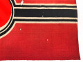 Kriegsmarine, Reichskriegsflagge 50 x 85cm, kleine Ausführung für U-Boote. Altersspuren