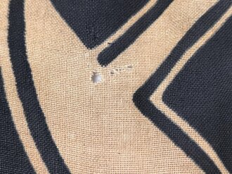 Kriegsmarine, Reichskriegsflagge 50 x 80cm, kleine Ausführung für U-Boote. Altersspuren