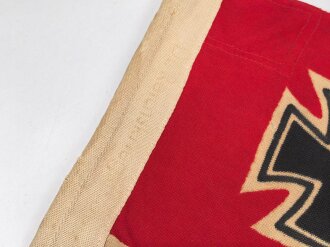 Kriegsmarine, Reichskriegsflagge 50 x 80cm, kleine Ausführung für U-Boote. Altersspuren