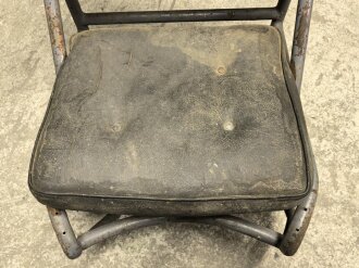 Sitz für ein Fahrzeug der Wehrmacht. Alte Reparatur...