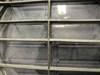 Kriegsmarine, 25cm Marine Einheits Scheinwerfer EsW 25 C 30, Hersteller bem. Originallack, Funktion nicht geprüft