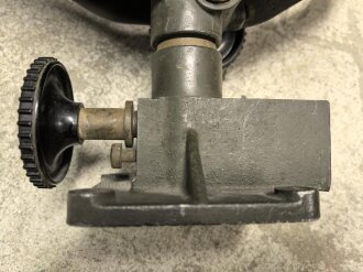 Kriegsmarine, 25cm Marine Einheits Scheinwerfer EsW 25 C 30, Hersteller bem. Originallack, Funktion nicht geprüft