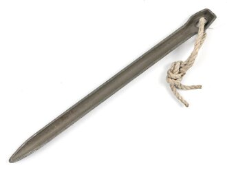 Eiserner Zelthäring Wehrmacht, Originallack, datiert...