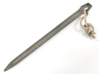 Eiserner Zelthäring Wehrmacht, Originallack, datiert...