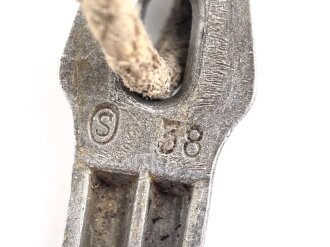 Zelthäring aus Leichtmetall. Wehrmacht, datiert 1938, leicht verbogenes Stück