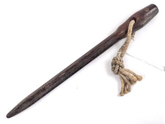 Zelthäring Wehrmacht aus Preßmasse, datiert 1942