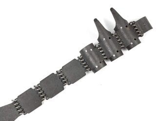 Einführstück für 50 Schuss Gurt MG34/42 der Wehrmacht. Hersteller dwc 8.41