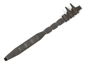 Einführstück für 50 Schuss Gurt MG34/42 der Wehrmacht. Hersteller dwc 11.40