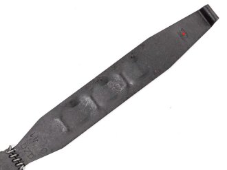Einführstück für 50 Schuss Gurt MG34/42 der Wehrmacht. Hersteller azg 3.41