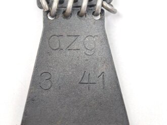 Einführstück für 50 Schuss Gurt MG34/42 der Wehrmacht. Hersteller azg 3.41