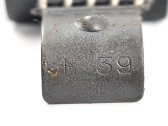 Einführstück für 50 Schuss Gurt MG34/42 der Wehrmacht. Hersteller 1.39 BSW