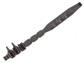 Einführstück für 50 Schuss Gurt MG34/42 der Wehrmacht. Hersteller 936 9.39