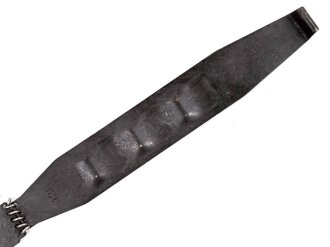 Einführstück für 50 Schuss Gurt MG34/42 der Wehrmacht. Hersteller 936 9.39
